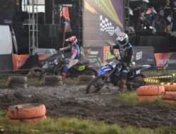 Trial Game Dirt 2025, Pembalap Saling Adu Cepat Kalahkan Lawan dan Lumpur Di Semarang.