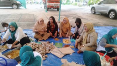 Respon Cepat Penuhi Kebutuhan Pangan, Pemerintah Kota Semarang Dirikan Dapur Umum Bantu Warga Terdampak Banjir