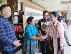 Sambangi Tokoh Nasrani Jelang Natal, Agustina Wilujeng Pramestuti Ingin Perkuat Soliditas Antar Umat Beragama