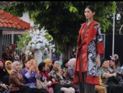 Agustina Wilujeng Pramestuti Apresiasi Fashion Show Batik Nusantara di Lapas Perempuan Semarang