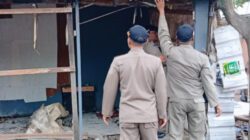 Pemkot Semarang Tertibkan Lapak PKL di Atas Drainase Pasar Kobong