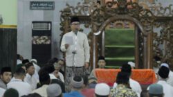 Serap Aspirasi Warga, Iswar Aminuddin Hadiri Tarawih Keliling Ramadhan 1447 H Perdana di Masjid Agung Semarang
