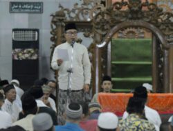 Serap Aspirasi Warga, Iswar Aminuddin Hadiri Tarawih Keliling Ramadhan 1447 H Perdana di Masjid Agung Semarang