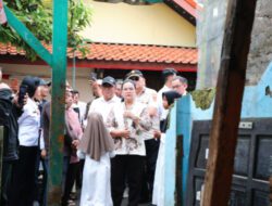 Angin Kencang Rusak Rumah Warga Gisikdrono, Pemkot Bergerak Cepat Salurkan Bantuan