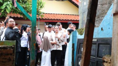 Angin Kencang Rusak Rumah Warga Gisikdrono, Pemkot Bergerak Cepat Salurkan Bantuan