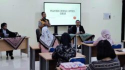 Dorong Budaya Riset, Pascasarjana Universitas Semarang Latih Dosen dan Mahasiswa Tulis Artikel Standar Global