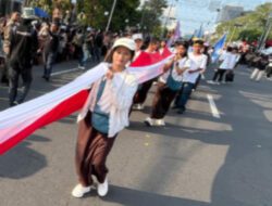 Bendera 100 Meter Warnai Karnaval Paskah Semarang, Gaungkan Nasionalisme