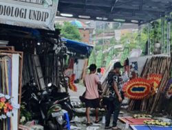 Kebijakan Undip Dilarang Karangan Bunga Wisuda, Ekonomi Warga Kampung Pelangi Terancam