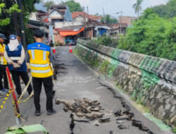 Jalan Jembawan I Semarang Amblas, Pemkot Bergerak Cepat Lakukan Penanganan