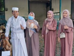 Masjid Baitur Rasyid USM Sembelih 4 Sapi dan 17 Kambing, Dr. Kukuh Berkurban 10 Kambing