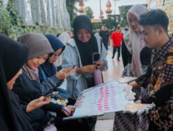 Ratusan Warga Ikuti Kampanye Batik Mahasiswa Ilkom USM di CFD Simpang Lima