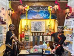 Expo KKN USM 2026: Tim KKN Kelurahan Kudu Menang Kategori Kostum Terbaik