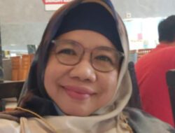 Menggali Akar, Menjangkau Masa Depan: Membumikan SWOT untuk Inovasi Sekolah Berkelanjutan