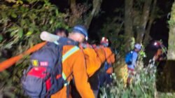Operasi SAR Gunung Slamet Berakhir, Jenazah M. Fahri Maulana Berhasil Dibawa Turun