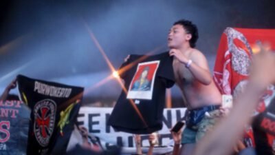 Belasan Ribu Slankers Padati GOR Satria Purwokerto, Slank Tampil Memukau Bersama HS