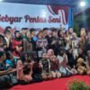 Panggung Warga Jadi Ruang Belajar, Murid Piwulang Becik Pentaskan Cerita Malin Kundang