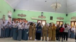 Tim PkM Fakultas Psikologi USM Bekali 720 Siswa SMAN 8 Semarang Literasi Regulasi Emosi
