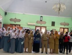 Tim PkM Fakultas Psikologi USM Bekali 720 Siswa SMAN 8 Semarang Literasi Regulasi Emosi