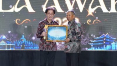 Ketika CEO Berkata “Ide Saya Sudah Kuno”, Sebuah Pelajaran tentang Regenerasi
