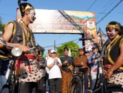 Ratusan Onthelis Meriahkan Titik 0 KM Semarang, Budaya Tempo Dulu Jadi Daya Tarik Wisata